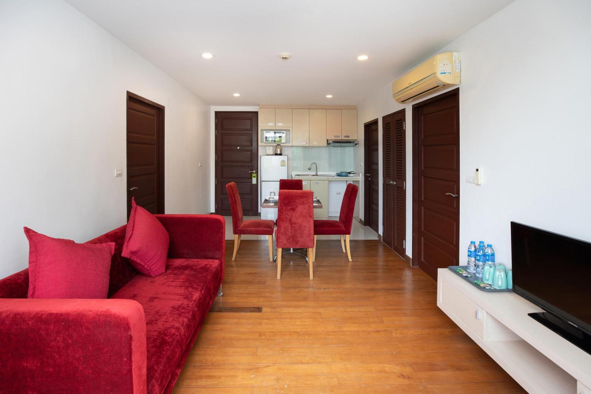 Icheck Inn Residences Patong Exterior foto